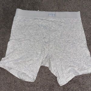 SKIMS boyfriend boxers, size small